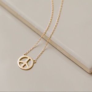 Peace Sign Necklace | 14k Gold Plated